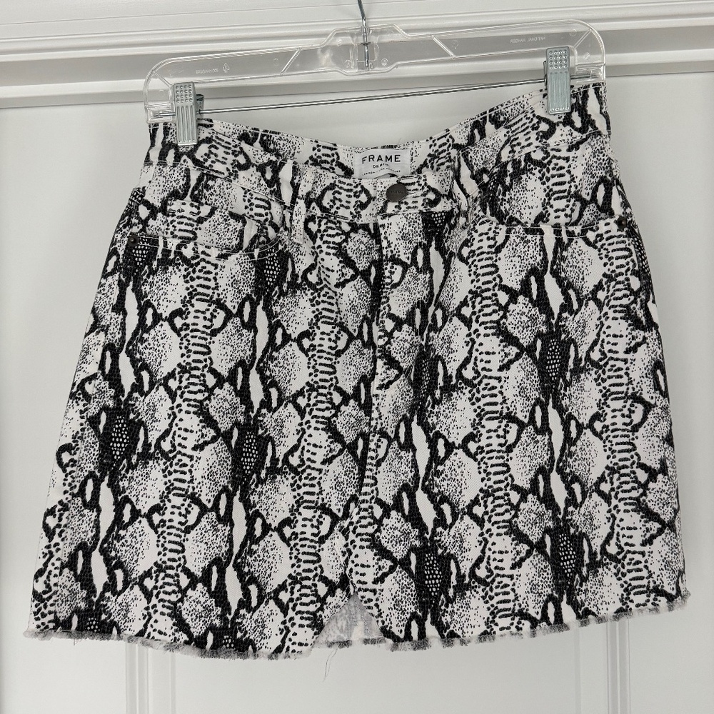Frame Denim Black & White Snakeskin Print Mini Skirt